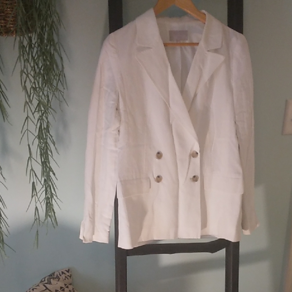 Chelsea28 Cream Double-Breasted Blazer